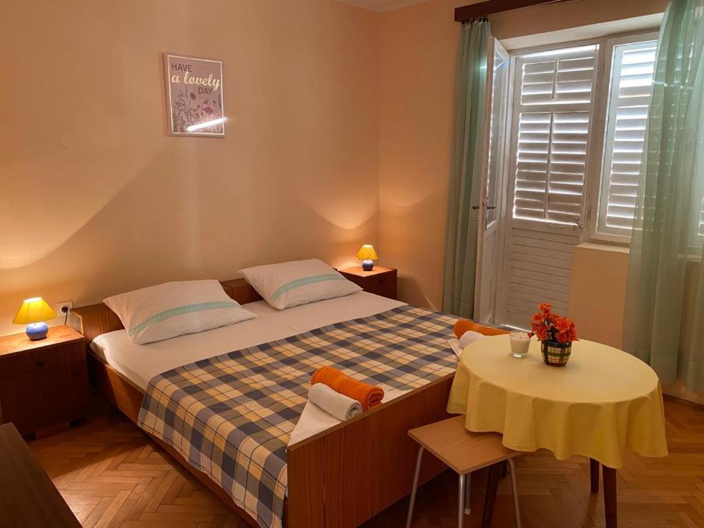 Apartment Matilda - Seaview & Parking Makarska Exterior foto