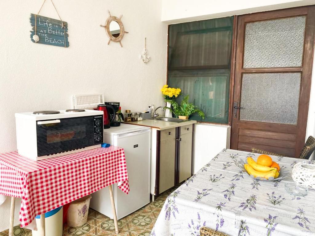 Apartment Matilda - Seaview & Parking Makarska Exterior foto